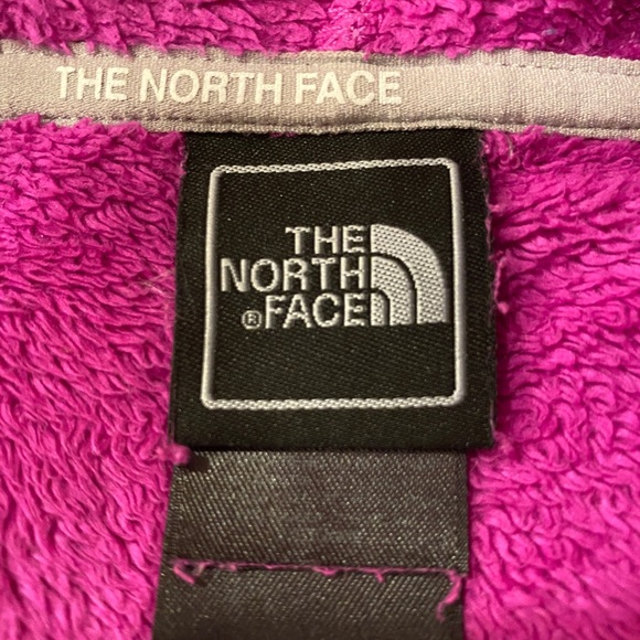North Face Pink Fleece Zip Up - Picture 4 of 6